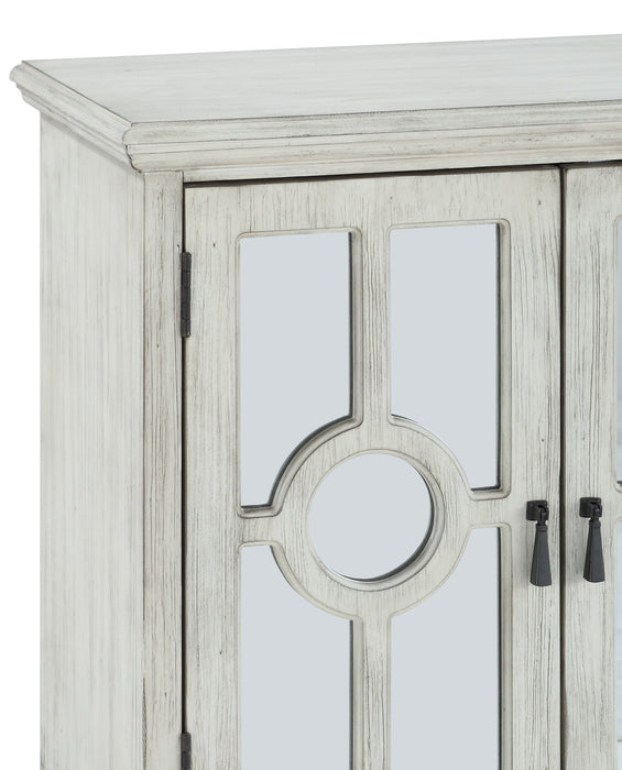 Poppy Accent Chest in White - 1000A70WH