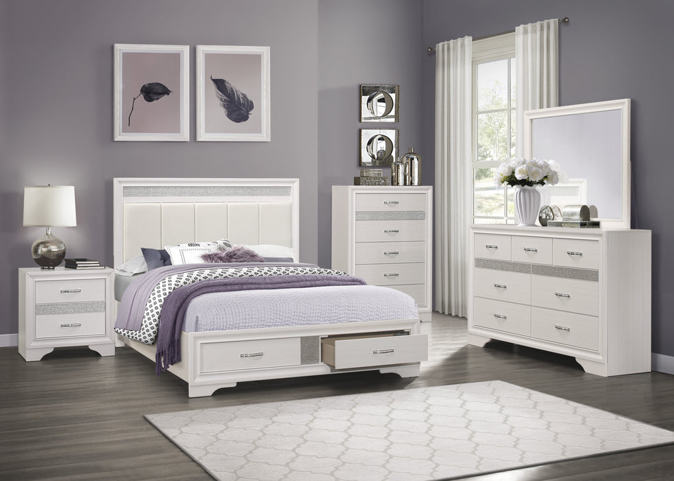 Luster Eastern King Platform Bed with Footboard Storage in White - 1505WK-1EK