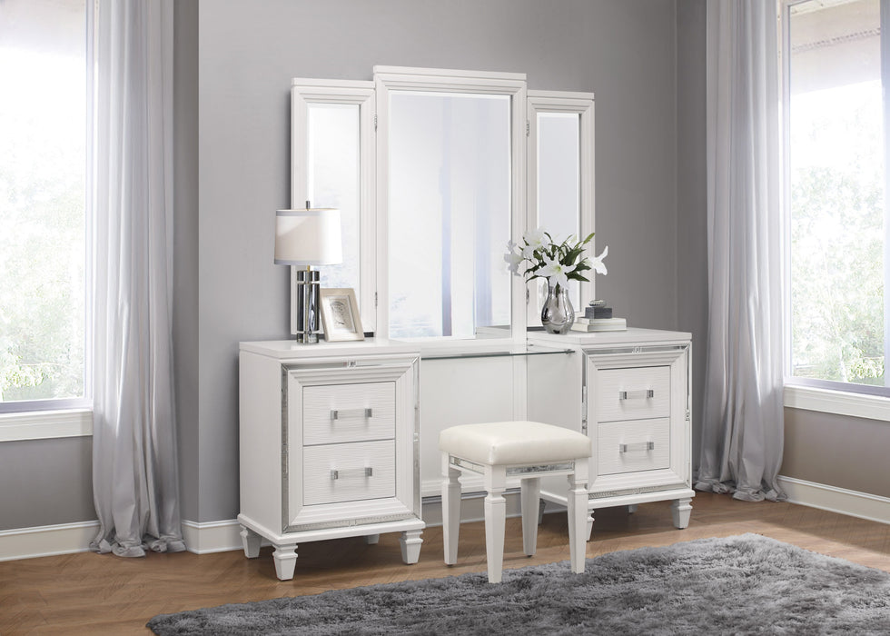 Tamsin (3) Vanity Dresser with Mirror in White/Transparent - 1616W-15*