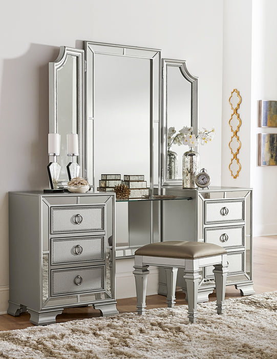 Avondale (3)Vanity Dresser with Mirror in Gray/Gold/Silver/Champagne/Transparent - 1646-15*