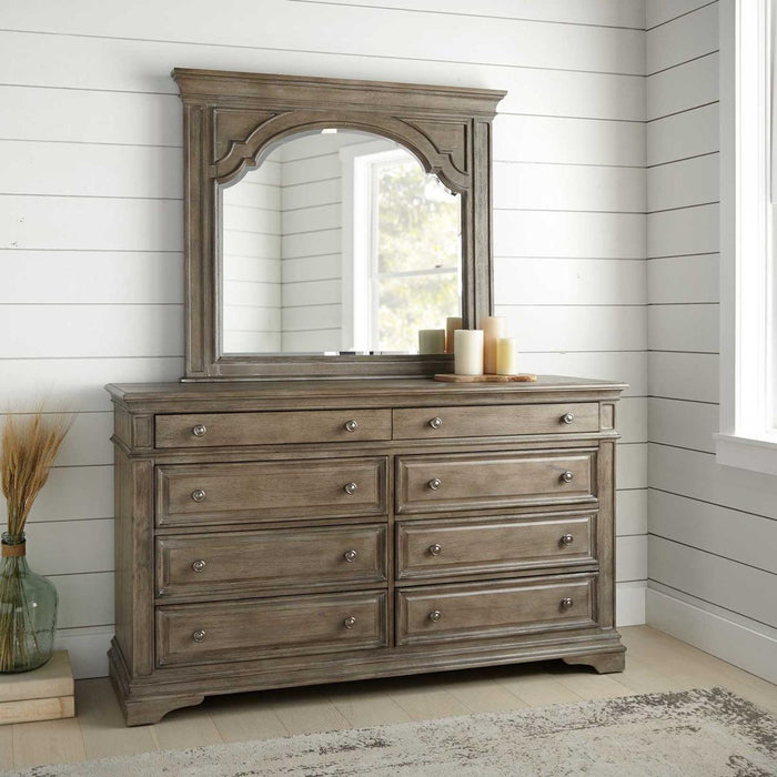 Steve Silver Highland Park 8 Drawer Dresser in Waxed Driftwood